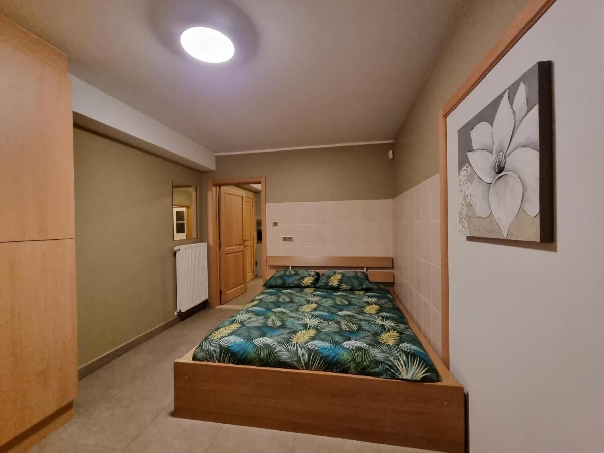 Susberg 3 Luxe Verblijf Met Zwembad En Sauna NeerNeerpelt Eksteriør billede